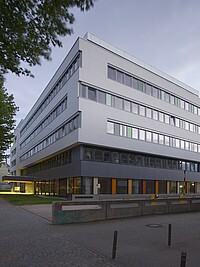 Außenansicht Gebäude Landesgesundheitsamt Baden-Württemberg in Stuttgart